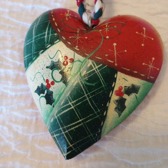 Handmade Christmas Pendant Necklaces Santa and Winter Patchwork Painted Heart - Picture 4 of 6